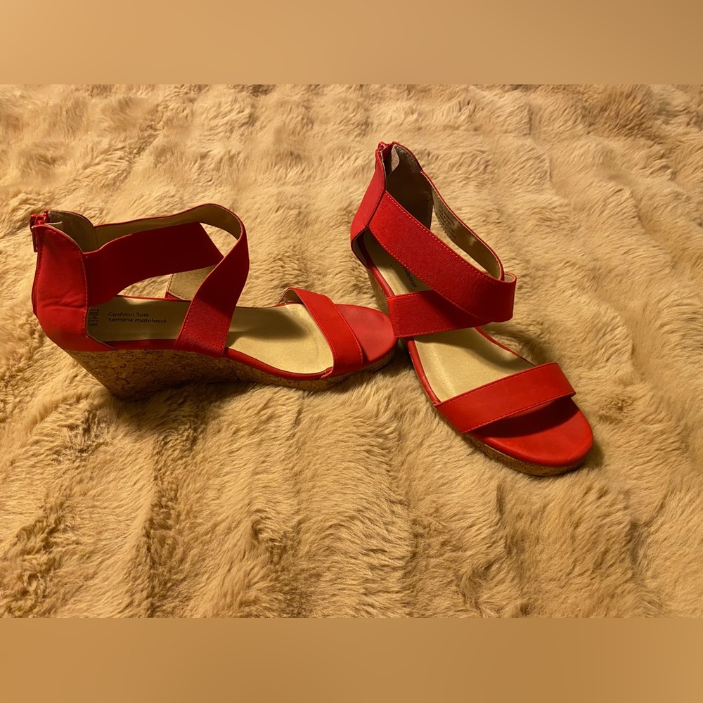 TIME&TRU cork wedges great condition